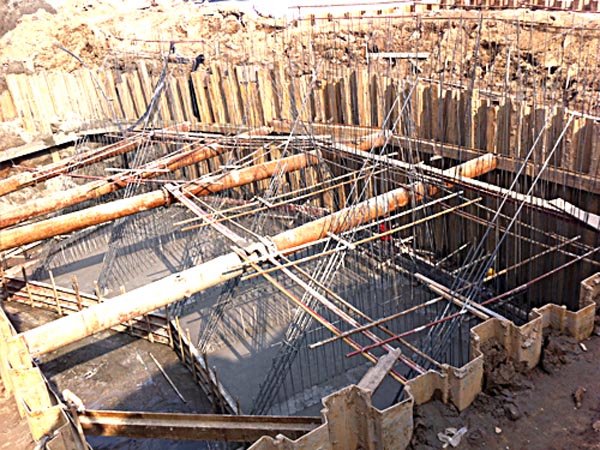 黃島拉森鋼板轉施工